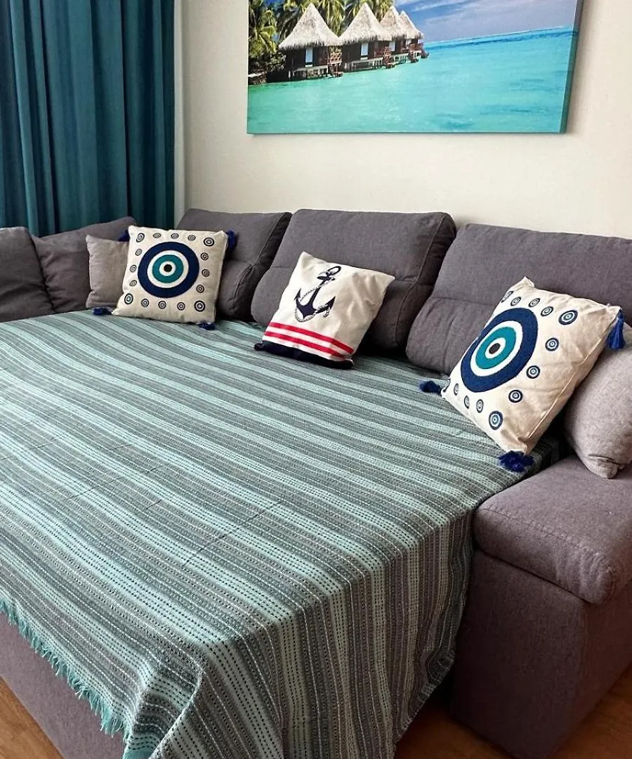 Sea Paradise 2-Room Seafront Apartment in Sveti Vlas Burgas City Bulharsko