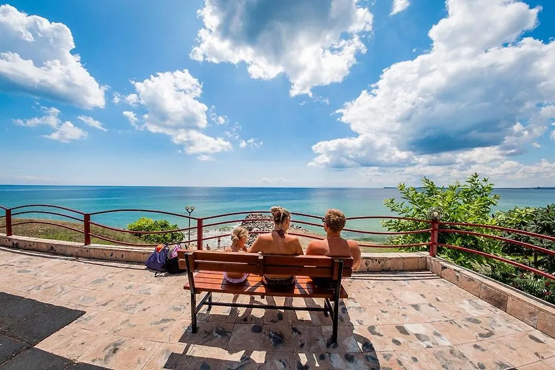 Sea Paradise 2-Room Seafront Apartment in Sveti Vlas Burgas 0*,  Bulgaria