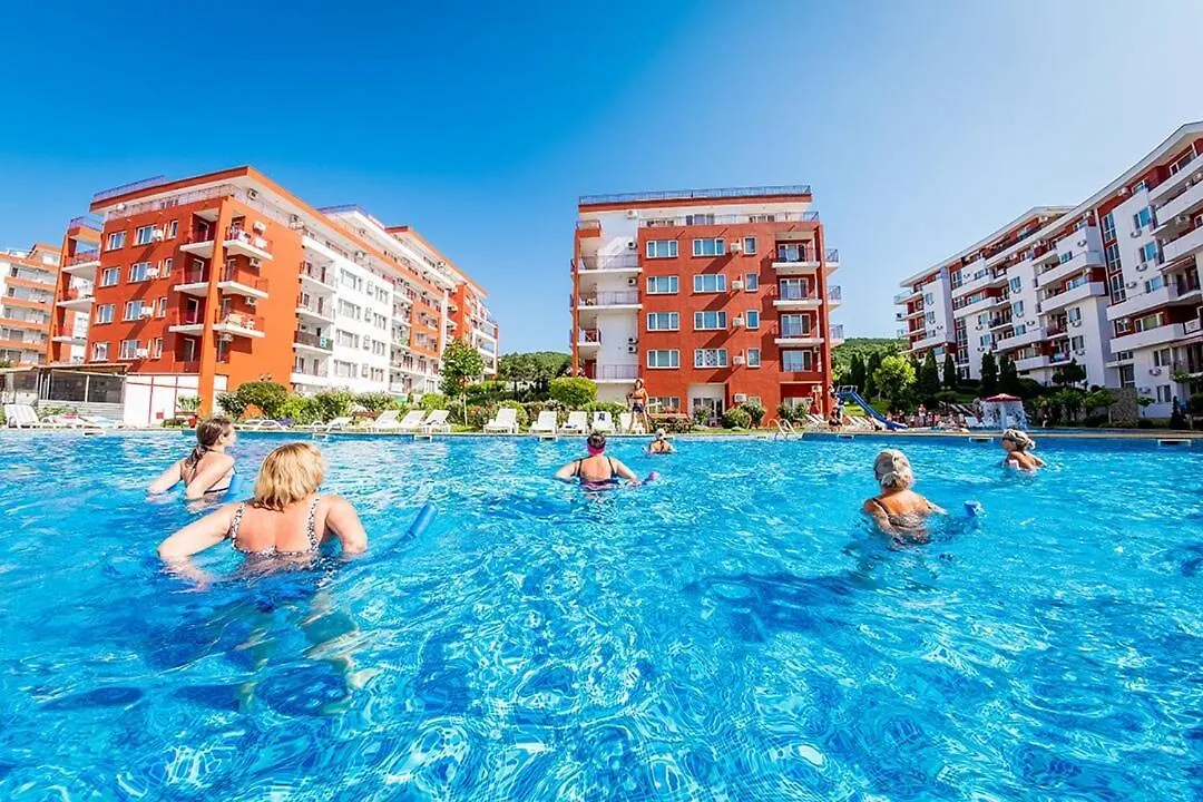 Sea Paradise 2-Room Seafront Apartment in Sveti Vlas Burgas