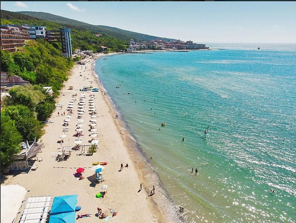 Sea Paradise 2-Room Seafront Apartment In Sveti Vlas Burgas Stad Bulgarije