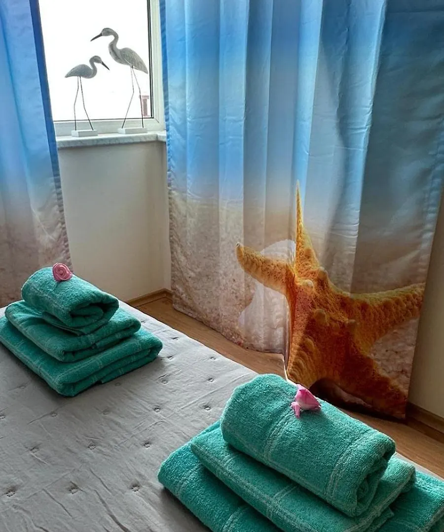 Sea Paradise 2-Room Seafront Apartment in Sveti Vlas Burgas